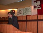 Wojewoda Świętokrzyski - Wojciech Lubawski otworzył IV Forum Kobiet Województwa Świętokrzyskiego, które odbyło się w sali konferencyjnej ŚUW pod hasłem "Tradycje i przyzwyczajenia kulinarne Polaków a nowe trendy w żywieniu rodziny"