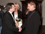 Włodzimierz Wójcik - Wojewoda Świętokrzyski wręczył nagrody "Duma Regionu 2003"