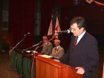 Podczas uroczystej sesji Rady Powiatu w Busku-Zdroju,  Wojewoda Świętokrzyski wręczył zasłużonym samorządowcom odznaczenia państwowe