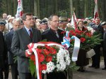 W 59 rocznicę partyzanckiej bitwy pod Gruszką,  Włodzimierz Wójcik - Wojewoda Świętokrzyski złożył kwiaty pod pomnikiem w Jóźwikowie, upamiętniającym to wydarzenie