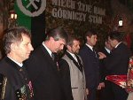 Wojewoda Świętokrzyski - Włodzimierz Wójcik wręczył odznaczenia państwowe zasłużonym pracownikom Zakładów Przemysłu Wapienniczego "Trzuskawica" S.A