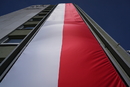 Flaga Polski na urzędzie