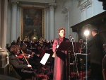 Wojewoda Świętokrzyski oraz "Gazeta Wyborcza" byli organizatorami koncertu w klasztorze O.O. Oblatów na Świętym Krzyżu, podczas którego wykonano <B>III Symfonię "Pieśni Żałosnych" Henryka Mikołaja Góreckiego