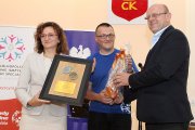 Wojewoda Agata Wojtyszek gości w urzędzie wojewódzkim uczestników olimpiad specjalnych. #2 