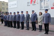 Minister Mariusz Błaszczak i wojewoda Agata Wojtyszek otwierają posterunek policji w Chmielniku. (zdjęcia dzięki uprzejmości Zespołu Prasowego KWP w Kielcach) 