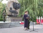 Wicewojewoda - Maria Zuba uczestniczyła w uroczystych obchodach 57. rocznicy wybuchu Powstania Warszawskiego, które odbyły się przed Pomnikiem Harcerza na Skwerze Szarych Szeregów
