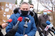  23.03.2021. Przekazanie przez wojewodę sprzętu medycznego.