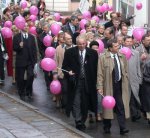 "Rak to nie wyrok", "Zadbaj o siebie, bo życie jest piękne" - takie hasła przyświecały uczestnikom VII Marszu Życia i Nadziei, który rozpoczął się w kieleckim parku miejskim, przy muszli koncertowej