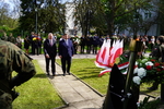Hołd dla biało - czerwonej
