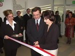Minister Sprawiedliwości - Barbara Piwnik oraz Wojewoda Świętokrzyski - Włodzimierz Wójcik  dokonali uroczystego otwarcia nowej siedziby Sądu Okręgowego w Ostrowcu Świętokrzyskim